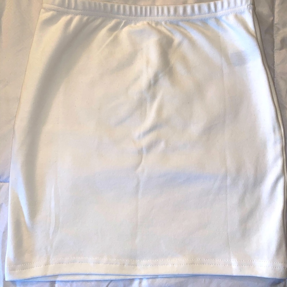 Bodycon mini skirt